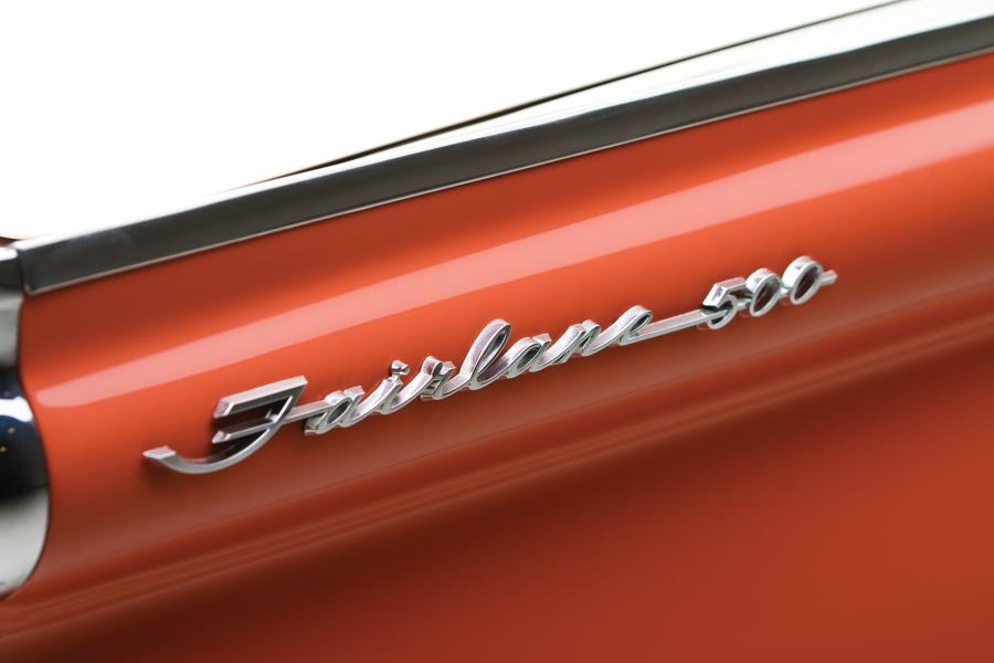  Ford Galaxie Skyliner Retractable Hardtop Red 1959 года  (фото 17 из 21)